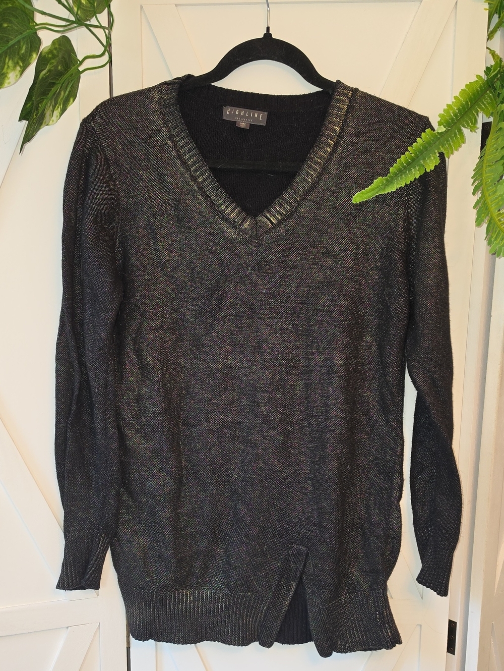 Highline Gold Metallic Black V-Neck Sweater